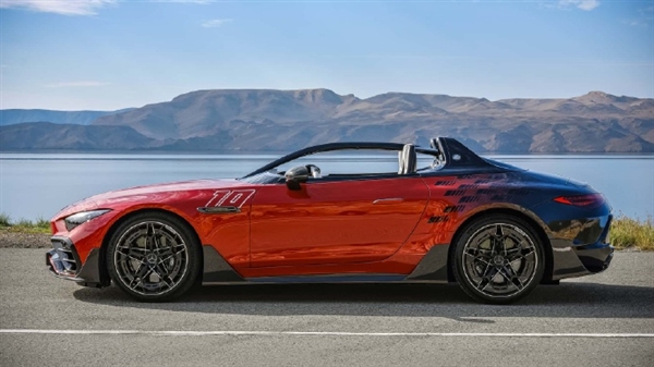 奔驰超级专属典藏座驾!AMG PureSpeed发布:V8动力 3.6秒破百