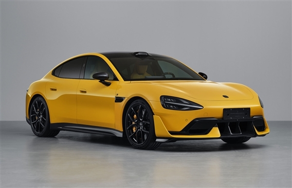 雷军:小米SU7 Ultra量产版明年3月上市