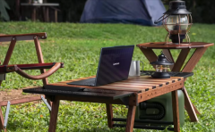 不用带电源适配器啦！联想推出全球首款超薄太阳能 PC，光能转换率高达 24%