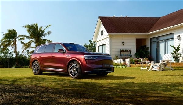 华为粉丝36小时推荐订车305台：余承东亲临直播间在线感谢