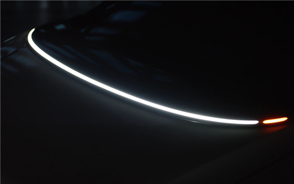 理想首款纯电SUV i8动态视频曝光：进沙漠耍一耍