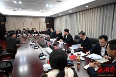 沈晓明赴省信访局接访并座谈