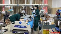 女子长沙春日跑步中暑，热射病发作入院抢救